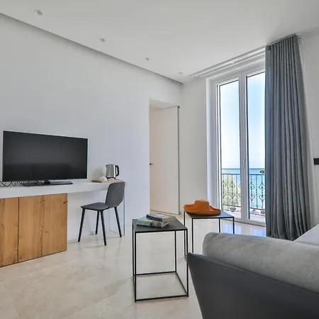 Abelia Sea 招待所 切法卢