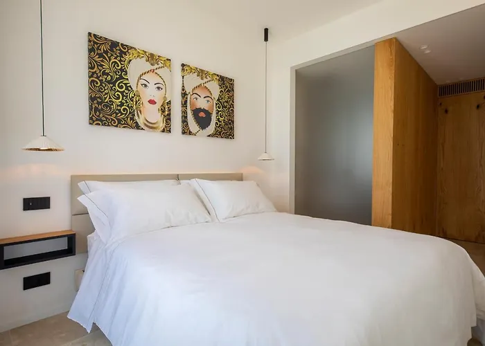 Abelia Sea בית הארחה צ'פאלו