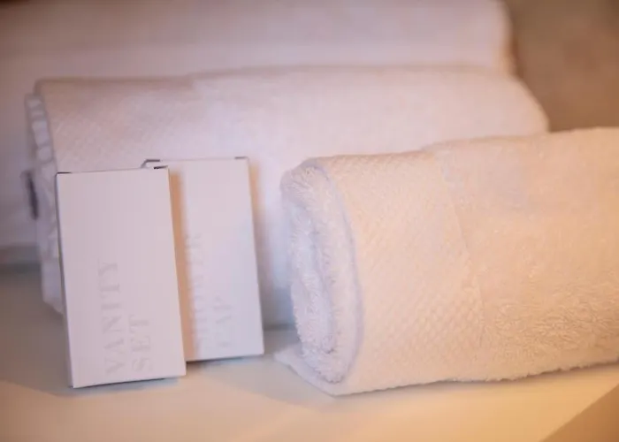 Abelia Sea 4* צ'פאלו