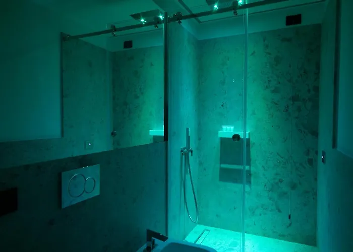 Abelia Sea בית הארחה 4*